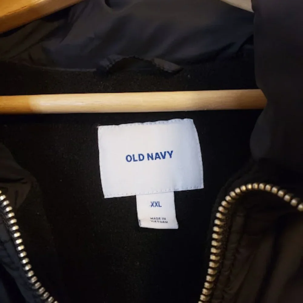 Old Navy Women's XXL Black Puffer Zipper Vest - Picture 2 of 6